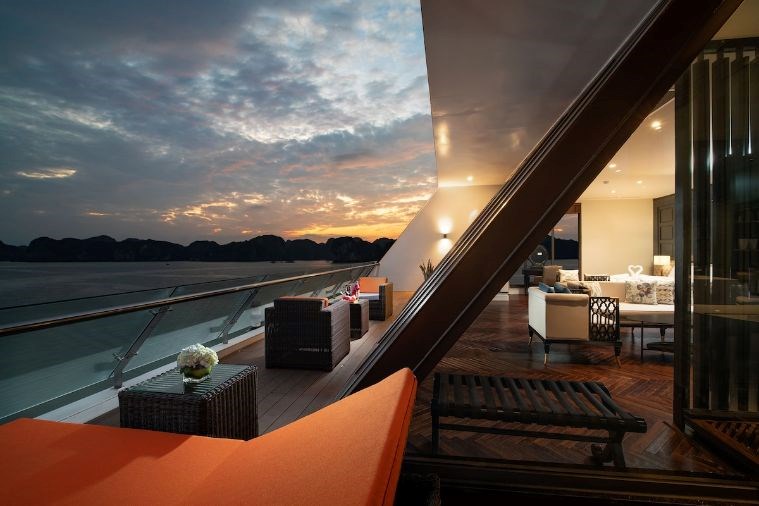 Du thuyền Stellar Of The Sea Hạ Long 